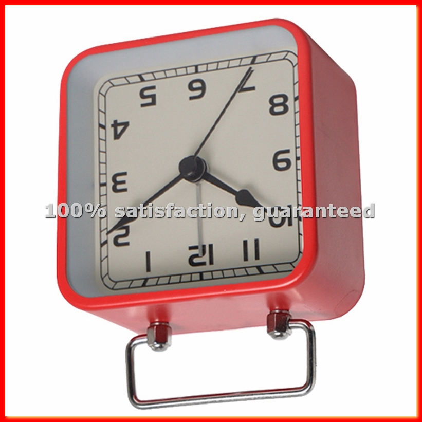 Small Metal Square Alarm Clock - огляд і ціна Watches & Jewelry Lvmh
