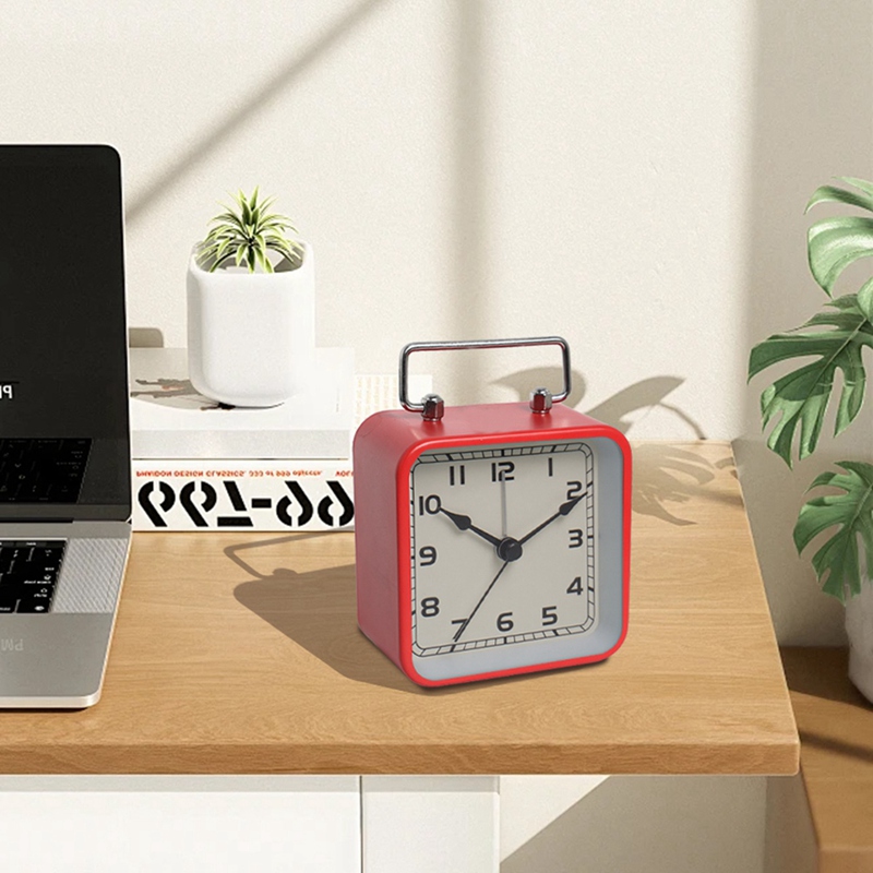 Small Metal Square Alarm Clock - огляд і ціна Watches & Jewelry Lvmh