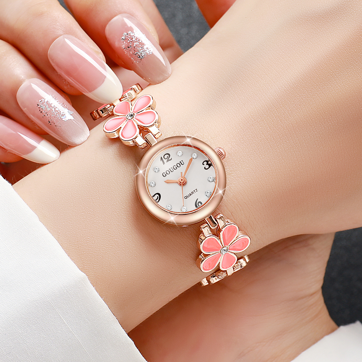Fashion Flower Bracelet Strap  - огляд і ціна Jewelry Watches Vintage