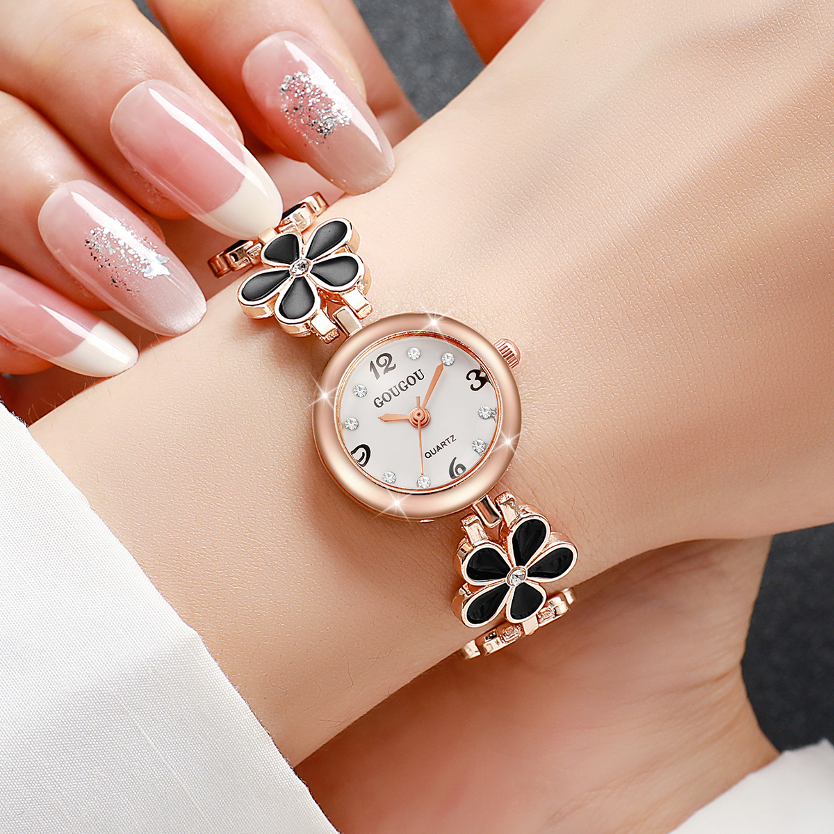 Fashion Flower Bracelet Strap  - огляд і ціна Jewelry Watches Vintage